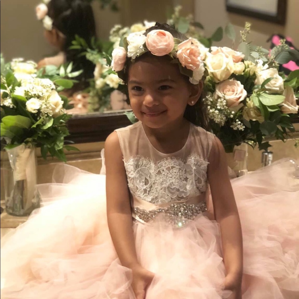 Toddler girls tulle flower girl dress